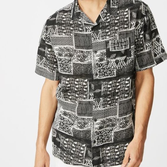 COTTON ON Tribal Squares Hawaiian Island Short Sleeve Shirt NWT - Picture 13 of 15